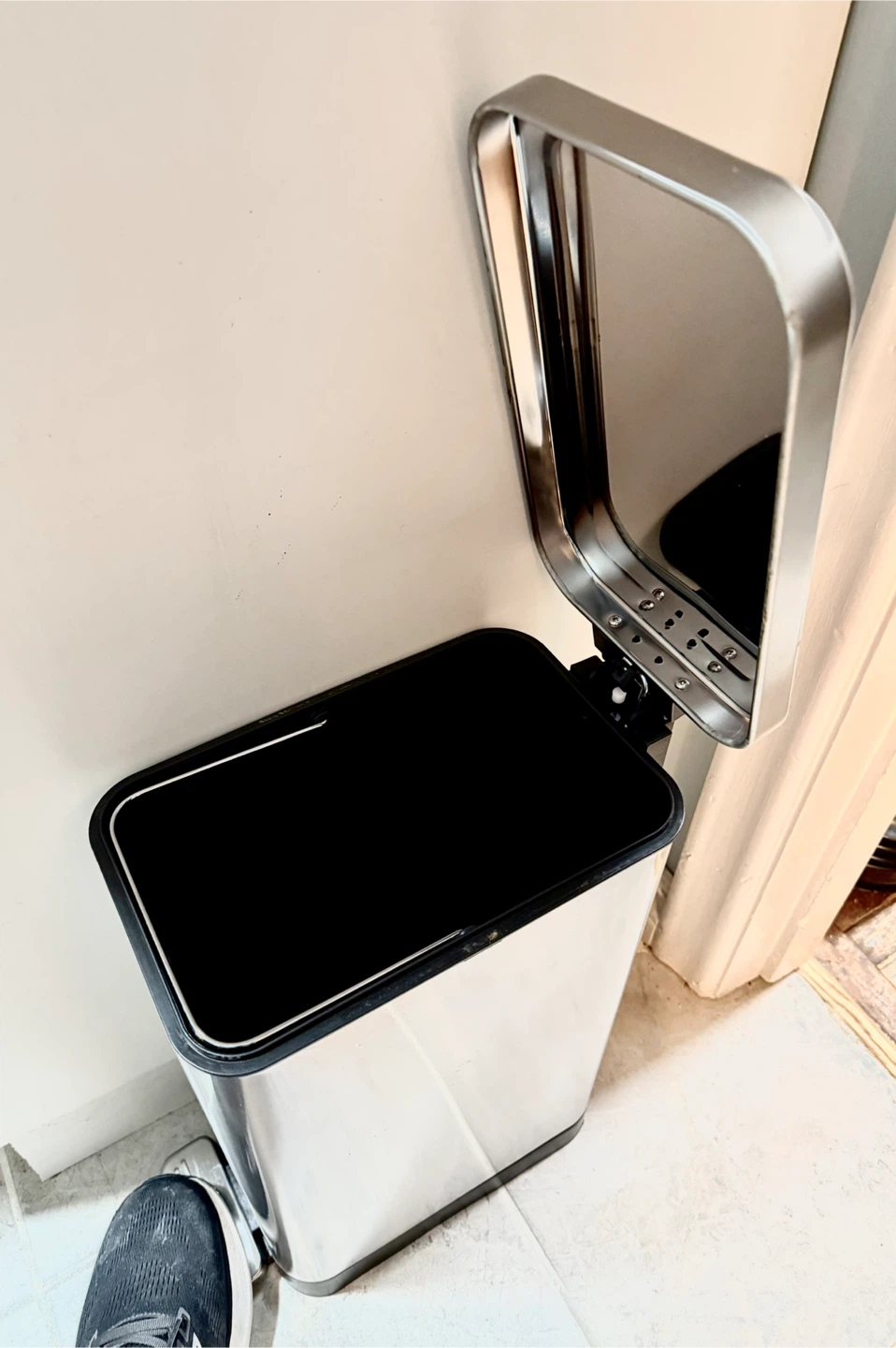 Stainless Steel Step Trash Can - photo 5