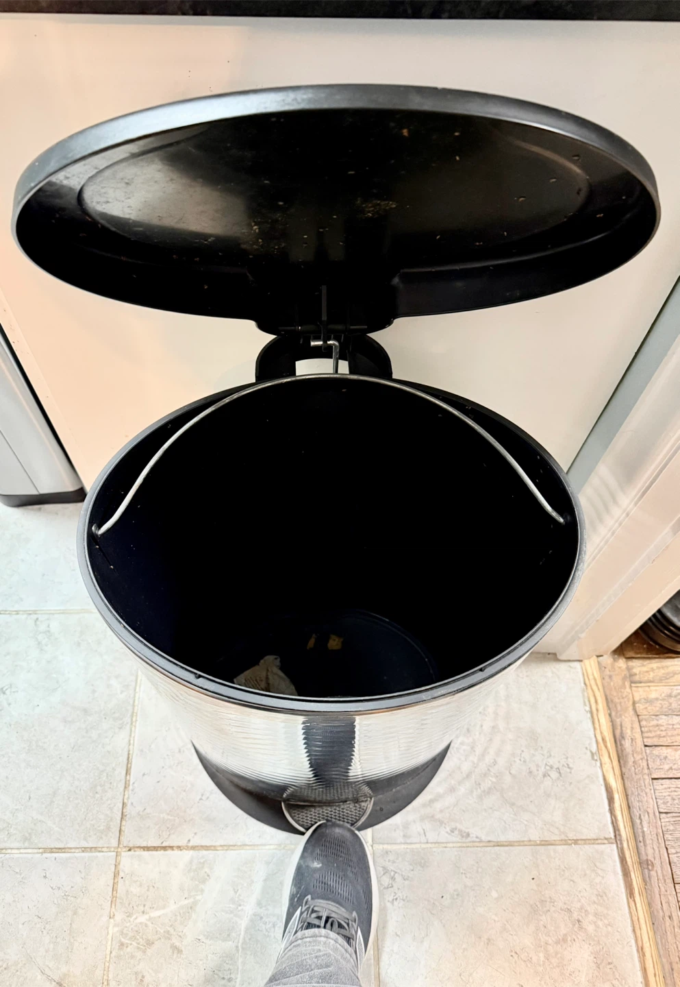 Stainless Steel Step Trash Can - photo 5