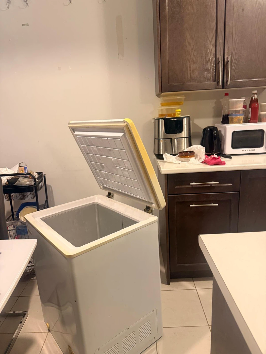 Small Chest Freezer - photo 3