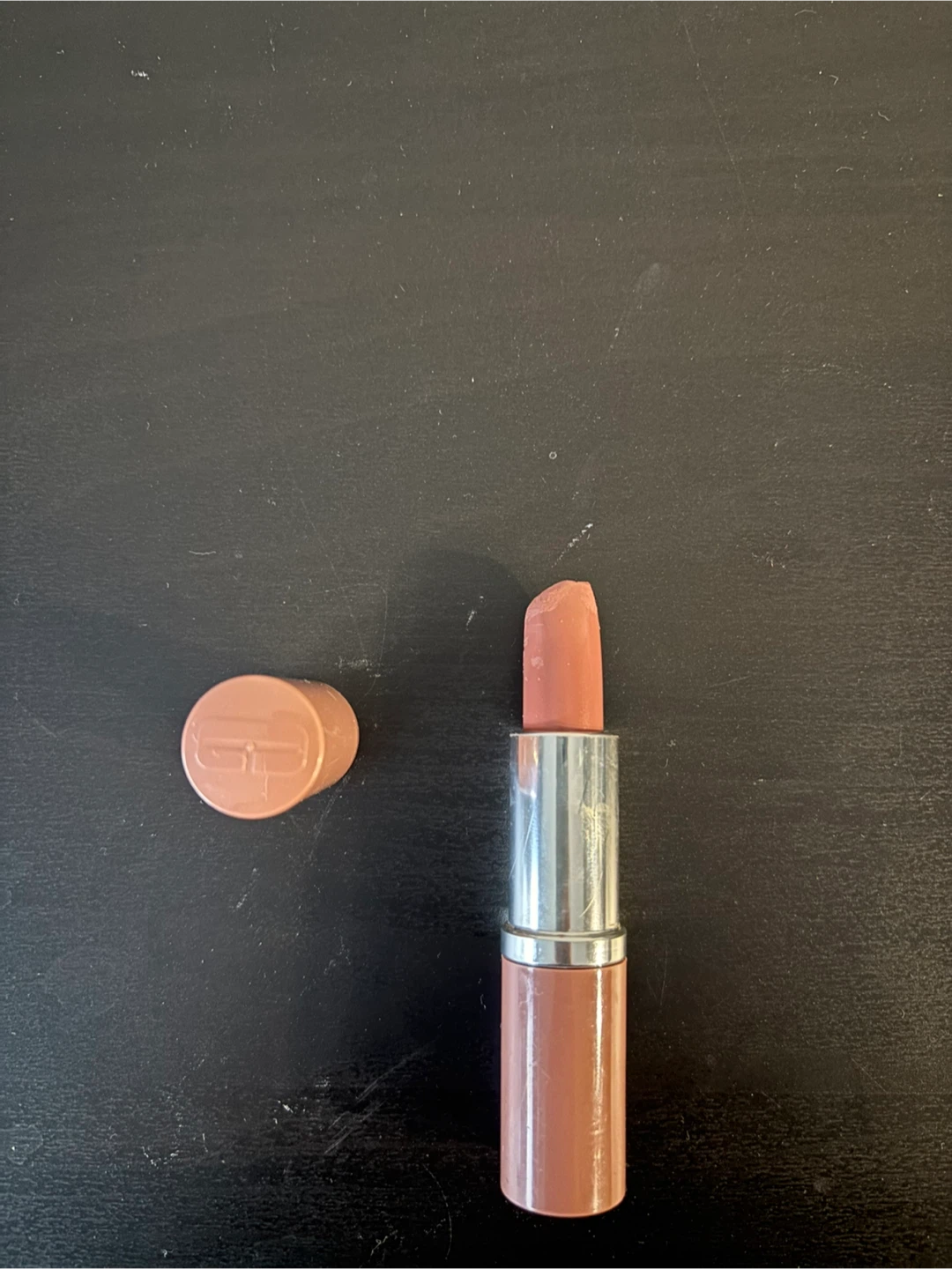 Clinique Lipstick/lipbalm 🏆 - photo 2