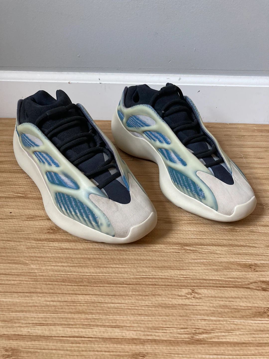 Yeezy 700 v3 kyanite