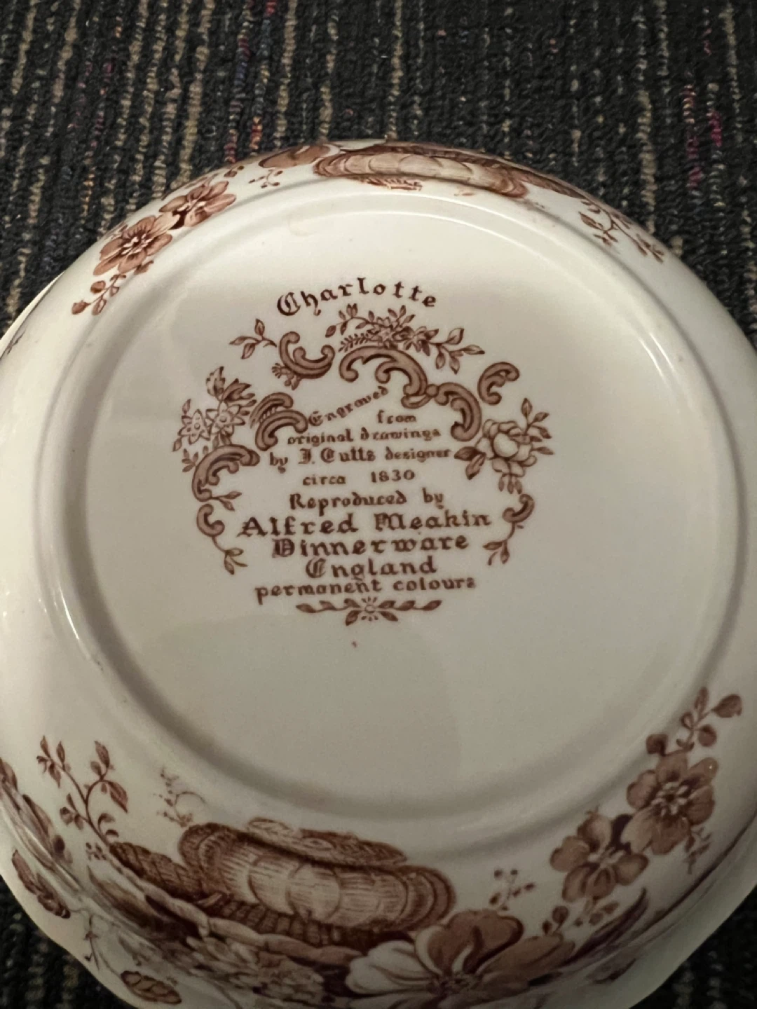 Alfred Meakin "Charlotte" Pitcher and Bowl Set - photo 2