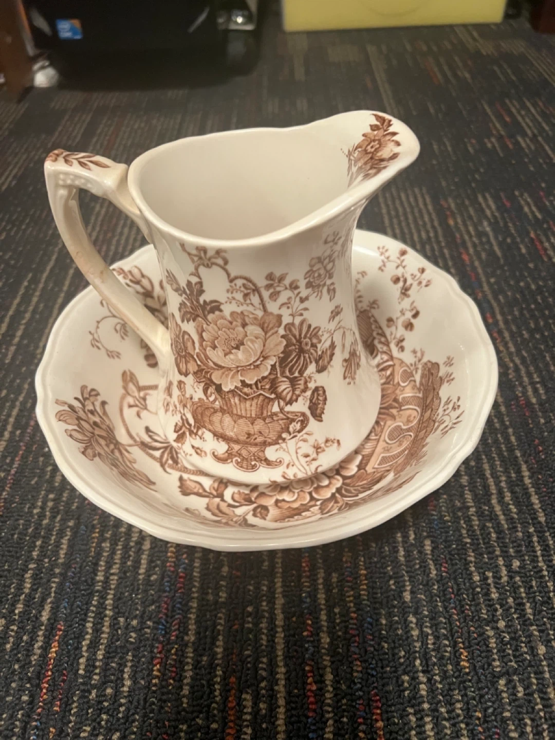 Alfred Meakin "Charlotte" Pitcher and Bowl Set