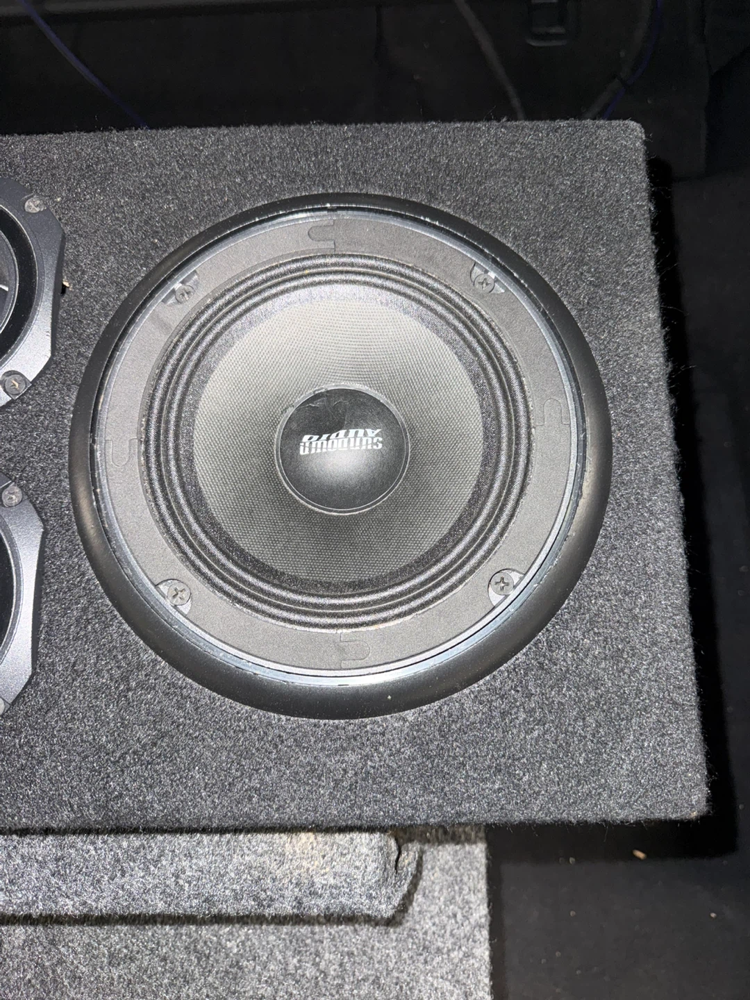 MID RANGE SPEAKERS with box - photo 3