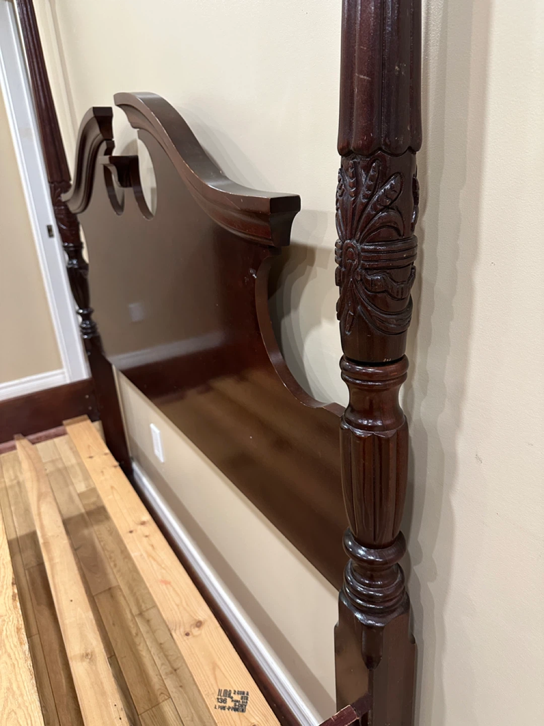 Solid Cherry Wood Queen Bed / Removable Poles (CAN DELIVER) - photo 5