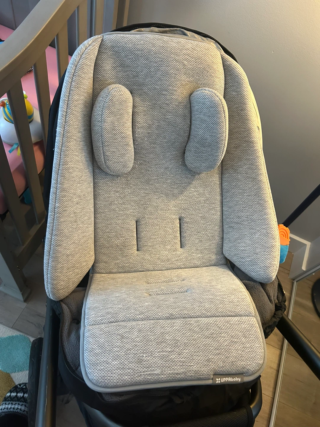 UPPAbaby Infant Snug Seat for Vista/Cruz Strollers - photo 2