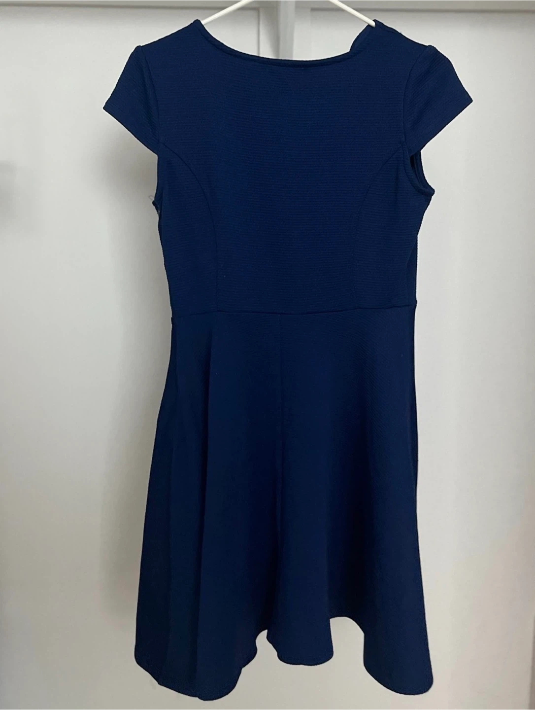 Bar III Blue V-Neck Cap Sleeve Fit and Flare Dress 🏆 - photo 3