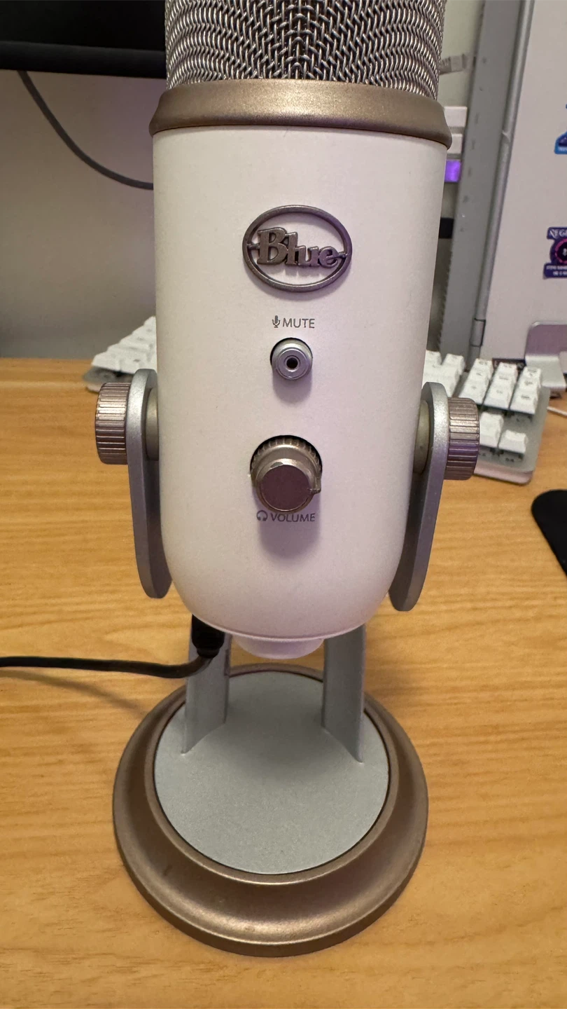 Blue Yeti USB Microphone (White) - photo 5