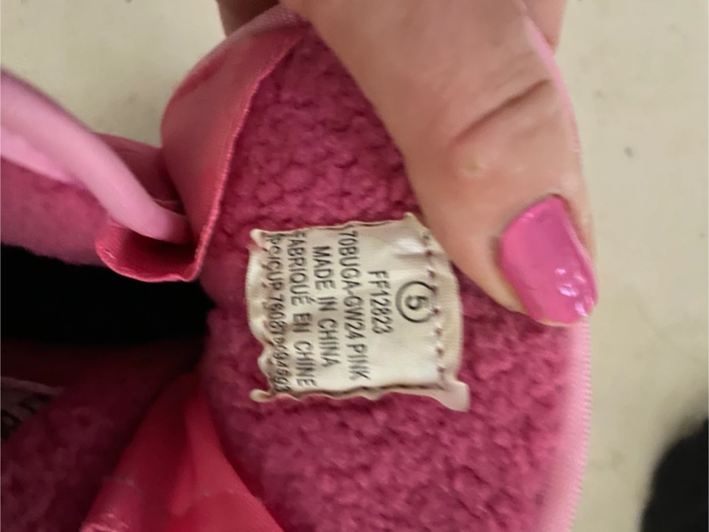 Pink Snow Boots Size 5 - photo 3