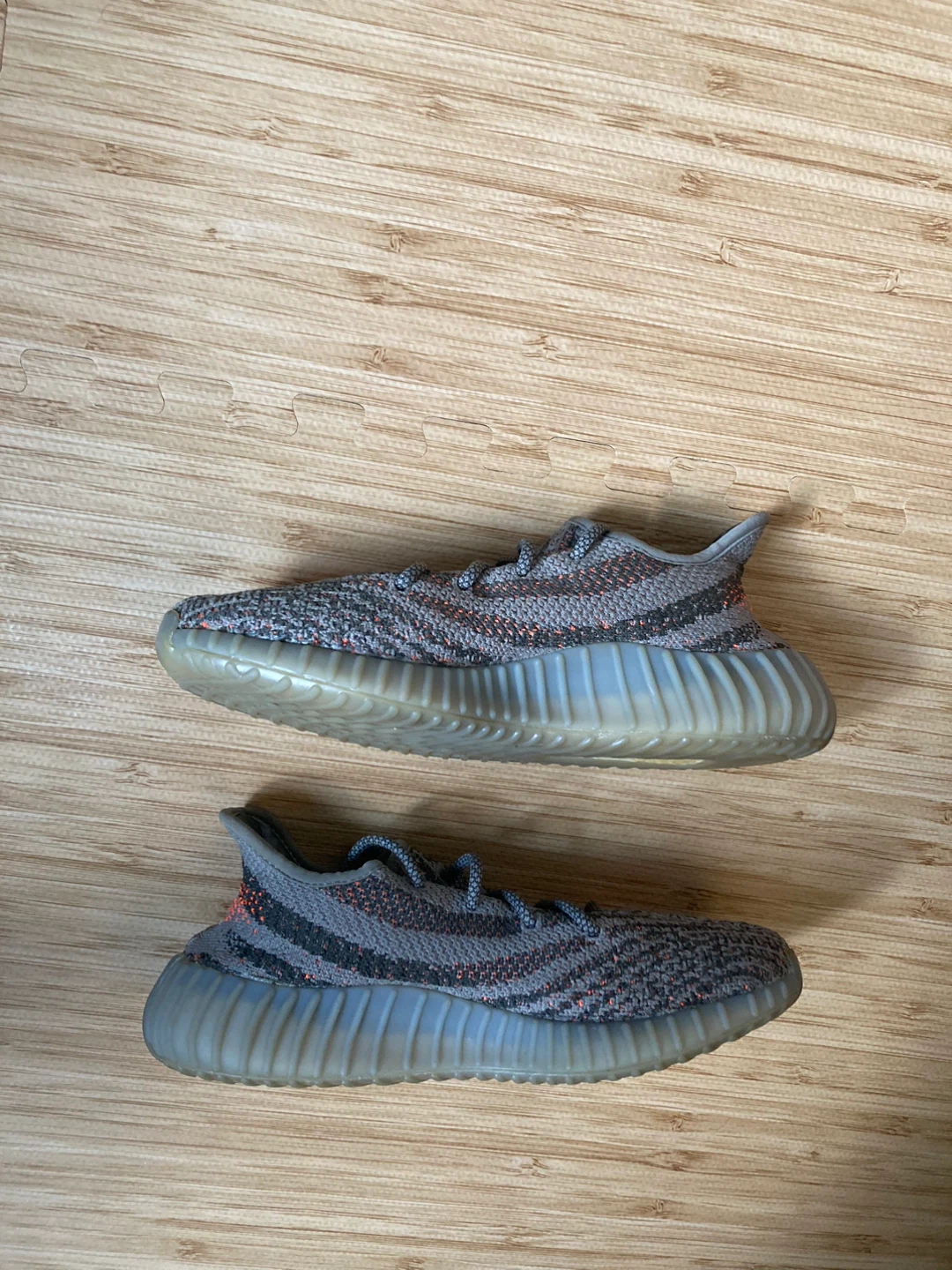 adidas Yeezy Boost 350 V2 Beluga Reflective - photo 3