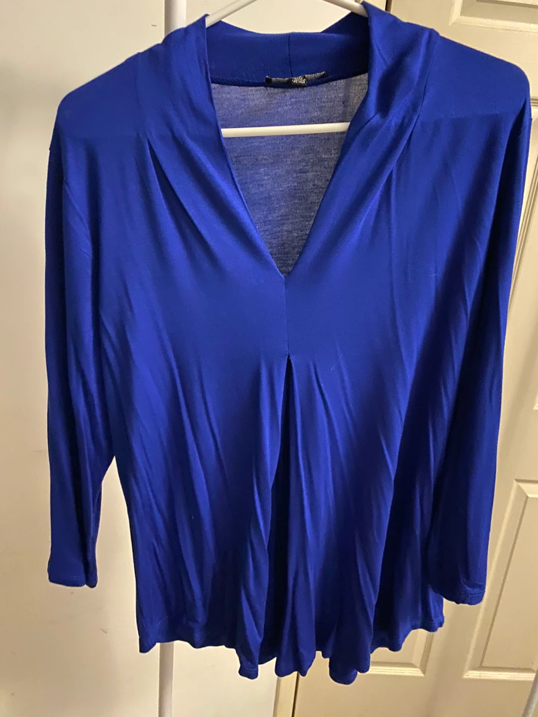 Blue V-neck Long Sleeve Top