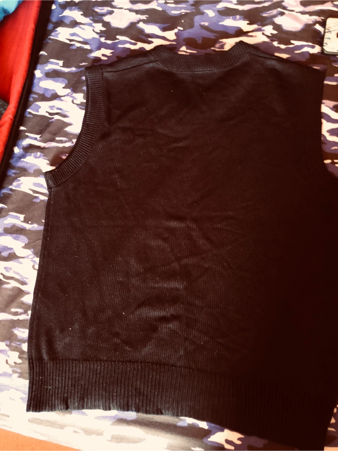🏆 Elderado Youth V-Neck Sweater Vest - photo 4