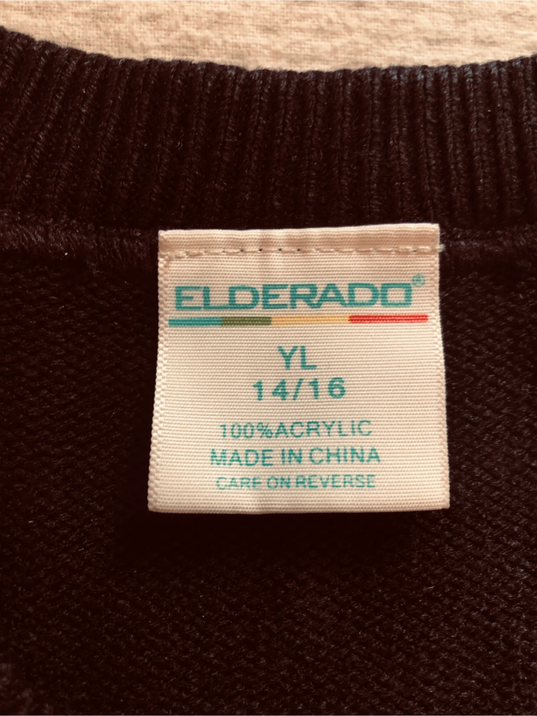 🏆 Elderado Youth V-Neck Sweater Vest - photo 2