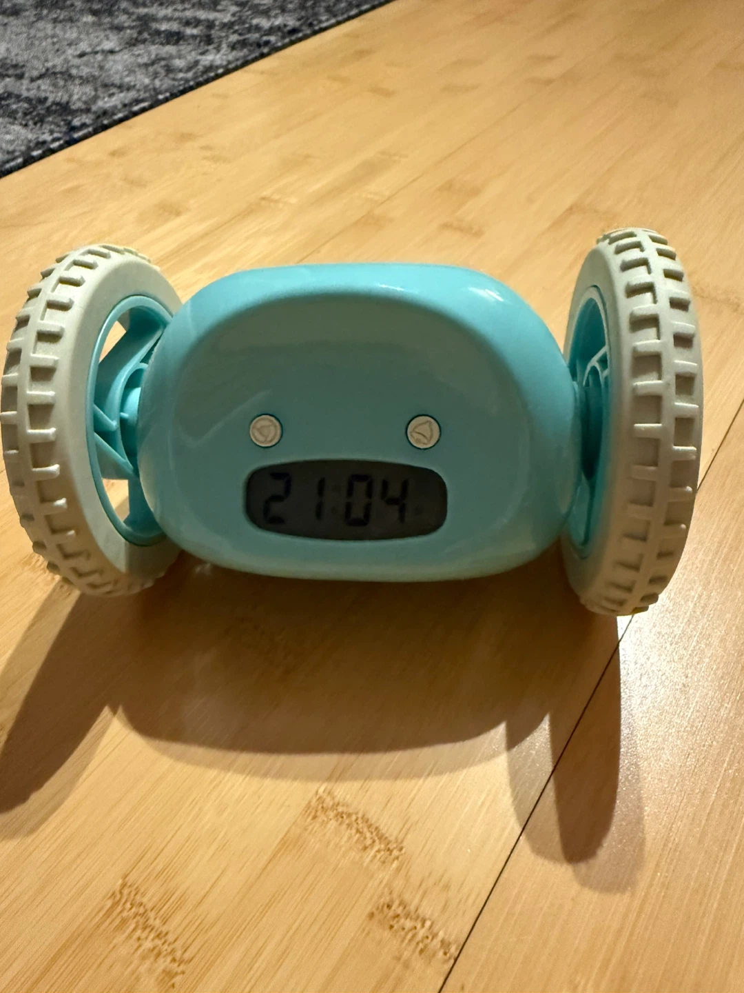 Like New "Clocky" Runaway Alarm Clock (Aqua)