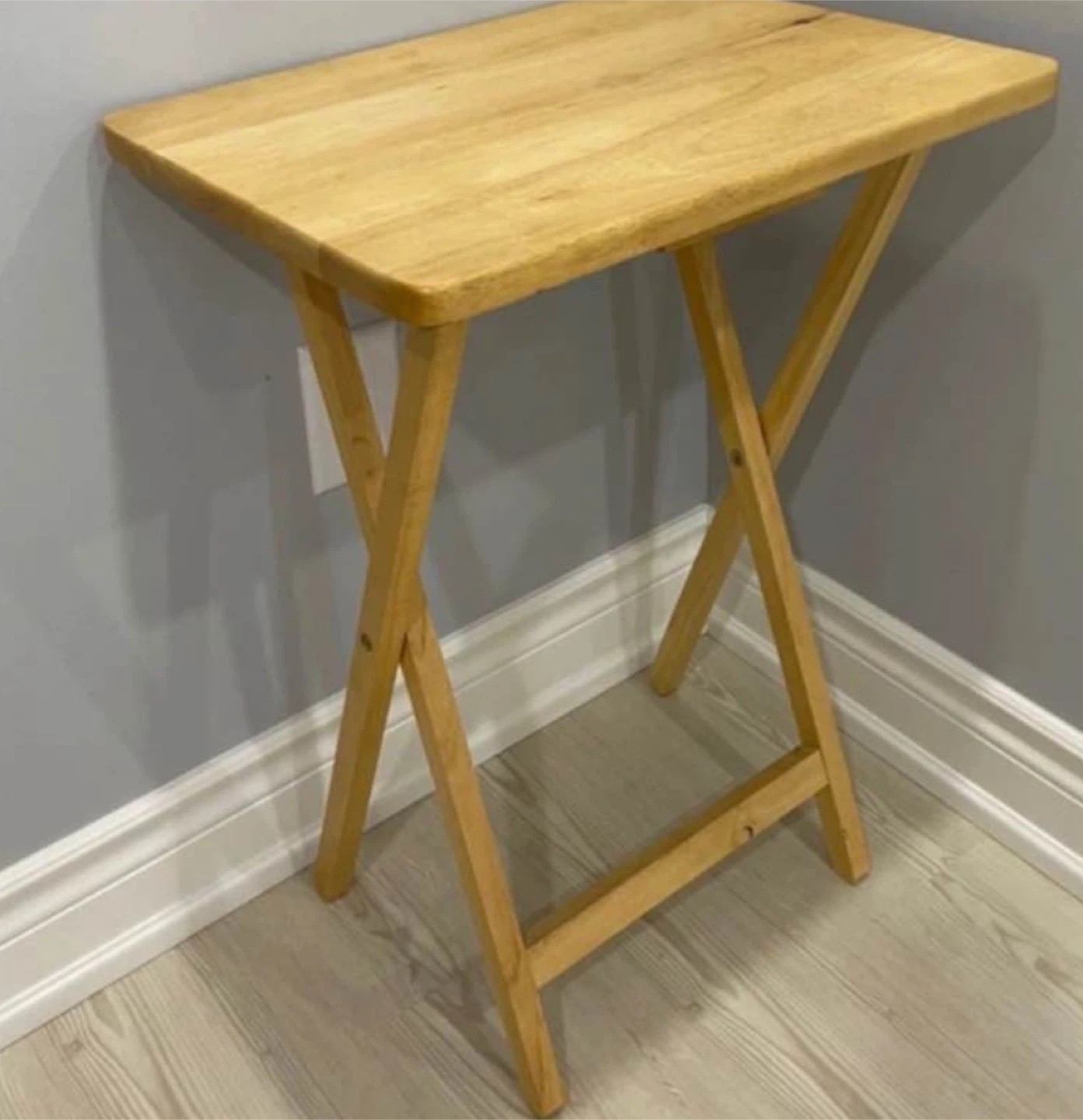 2 Wooden Folding Tray Tables