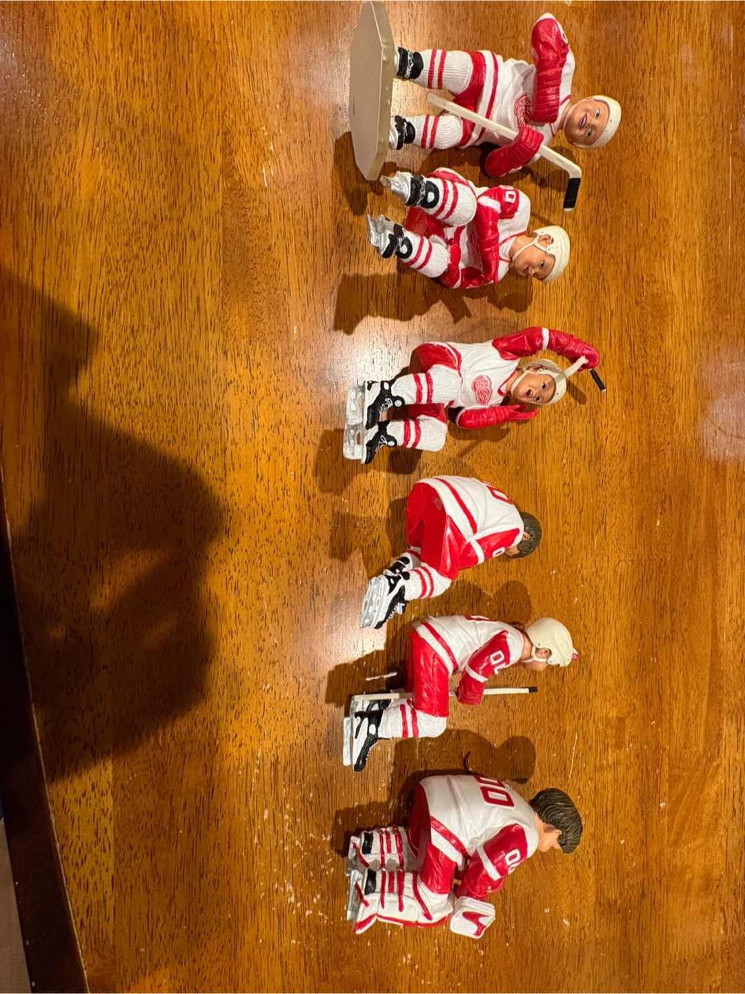 Detroit Red Wings Hockey Player Figurines (Set of 6) - photo 3