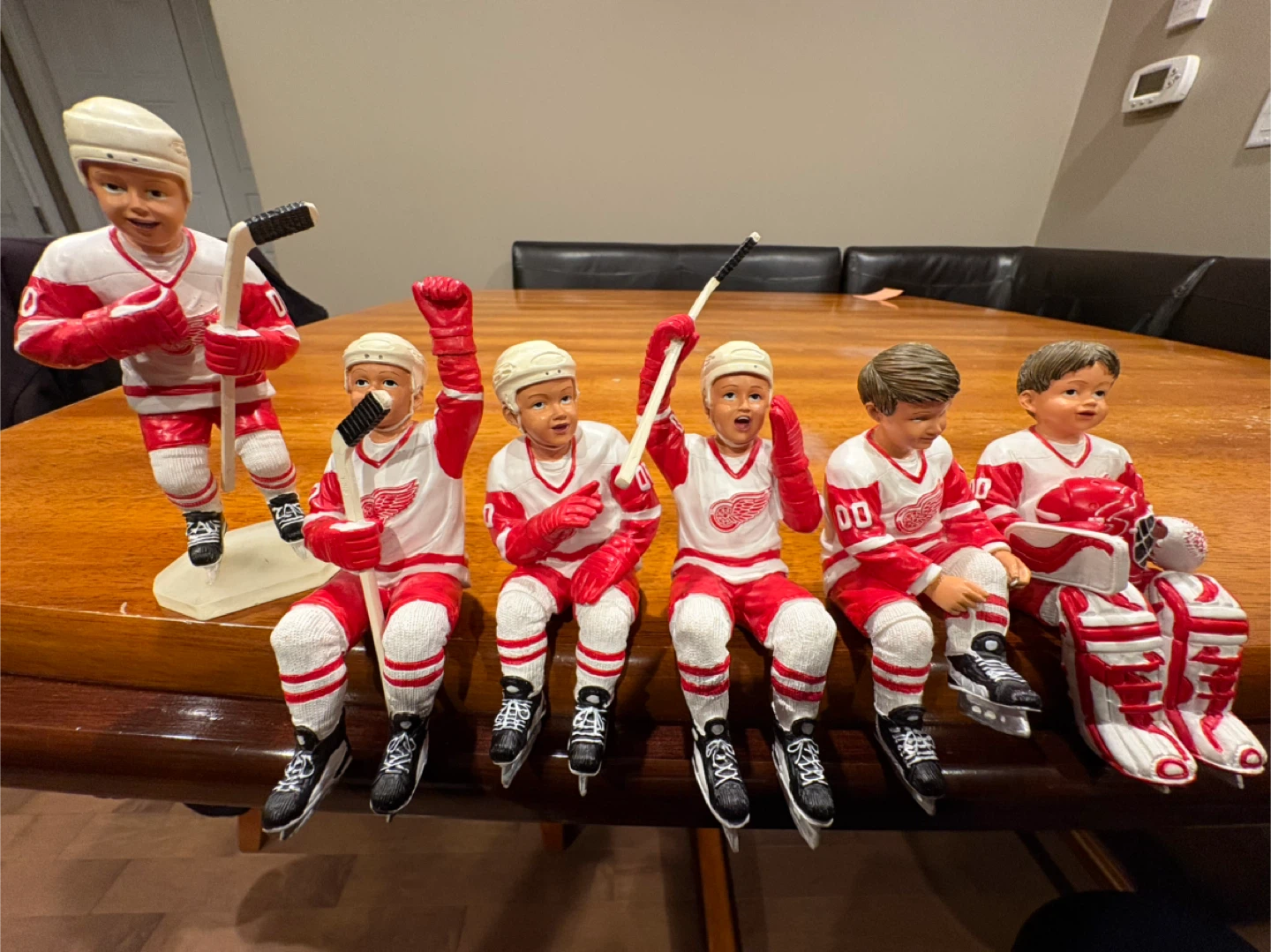 Detroit Red Wings Hockey Player Figurines (Set of 6)