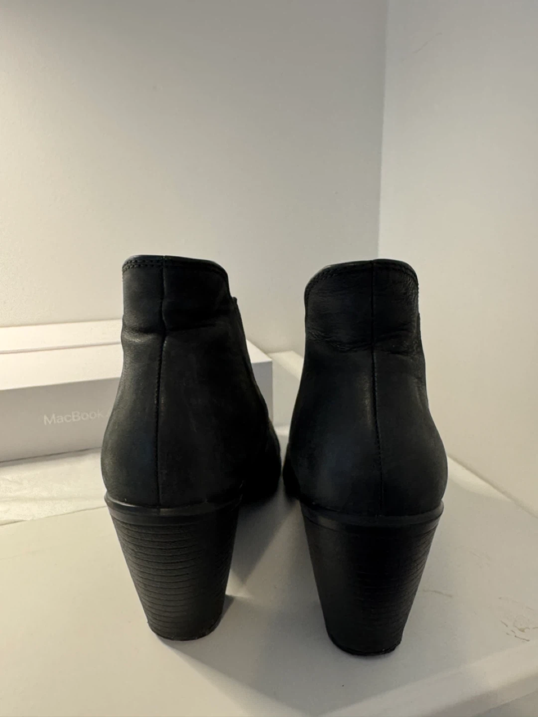 ECCO Black Leather Ankle Boots - photo 3