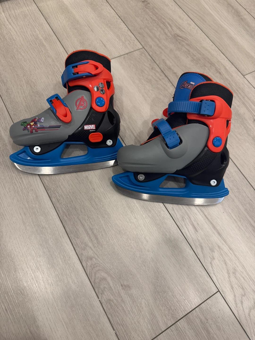Marvel Avengers Adjustable Ice Skates - photo 4