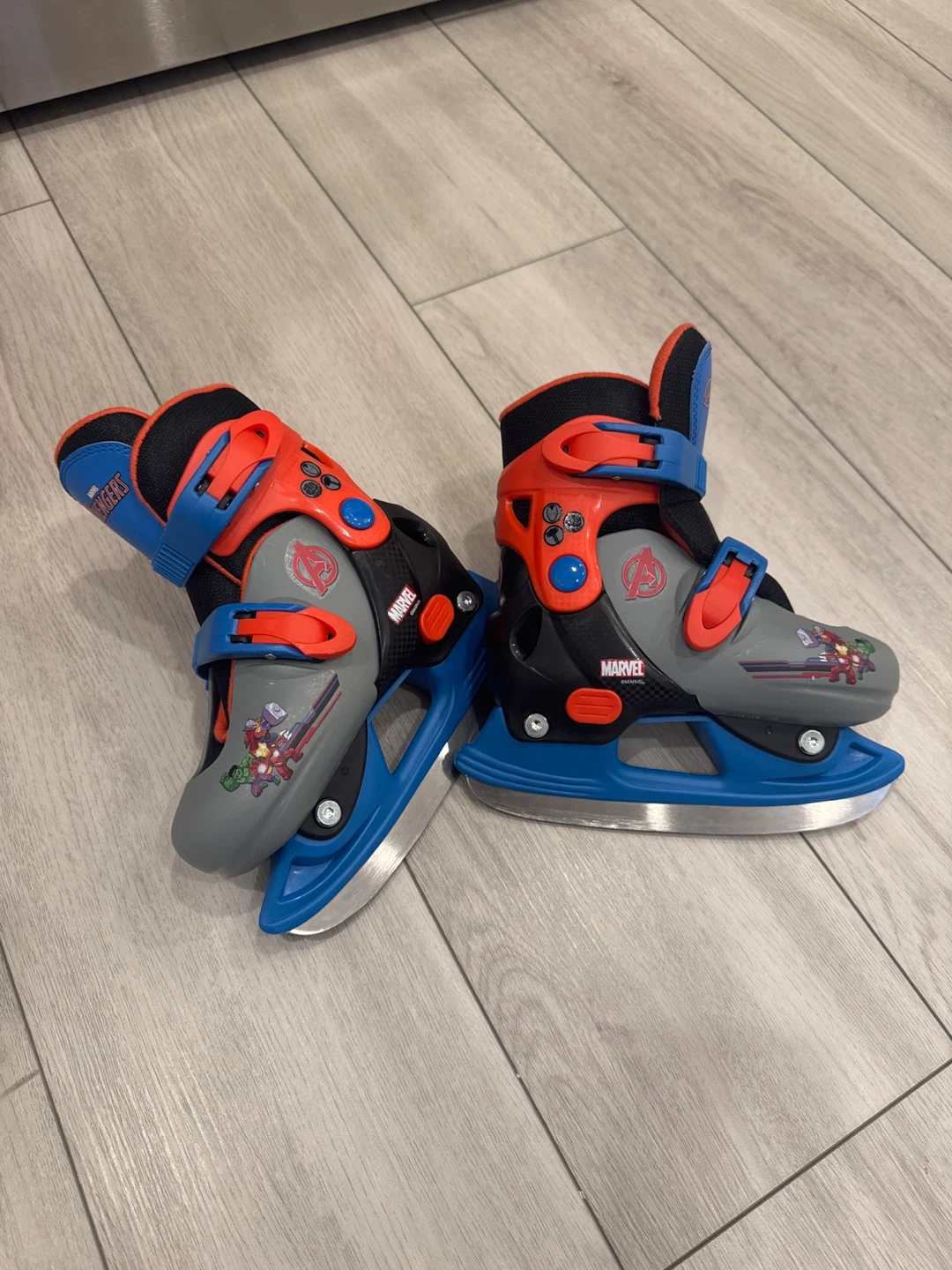 Marvel Avengers Adjustable Ice Skates - photo 2
