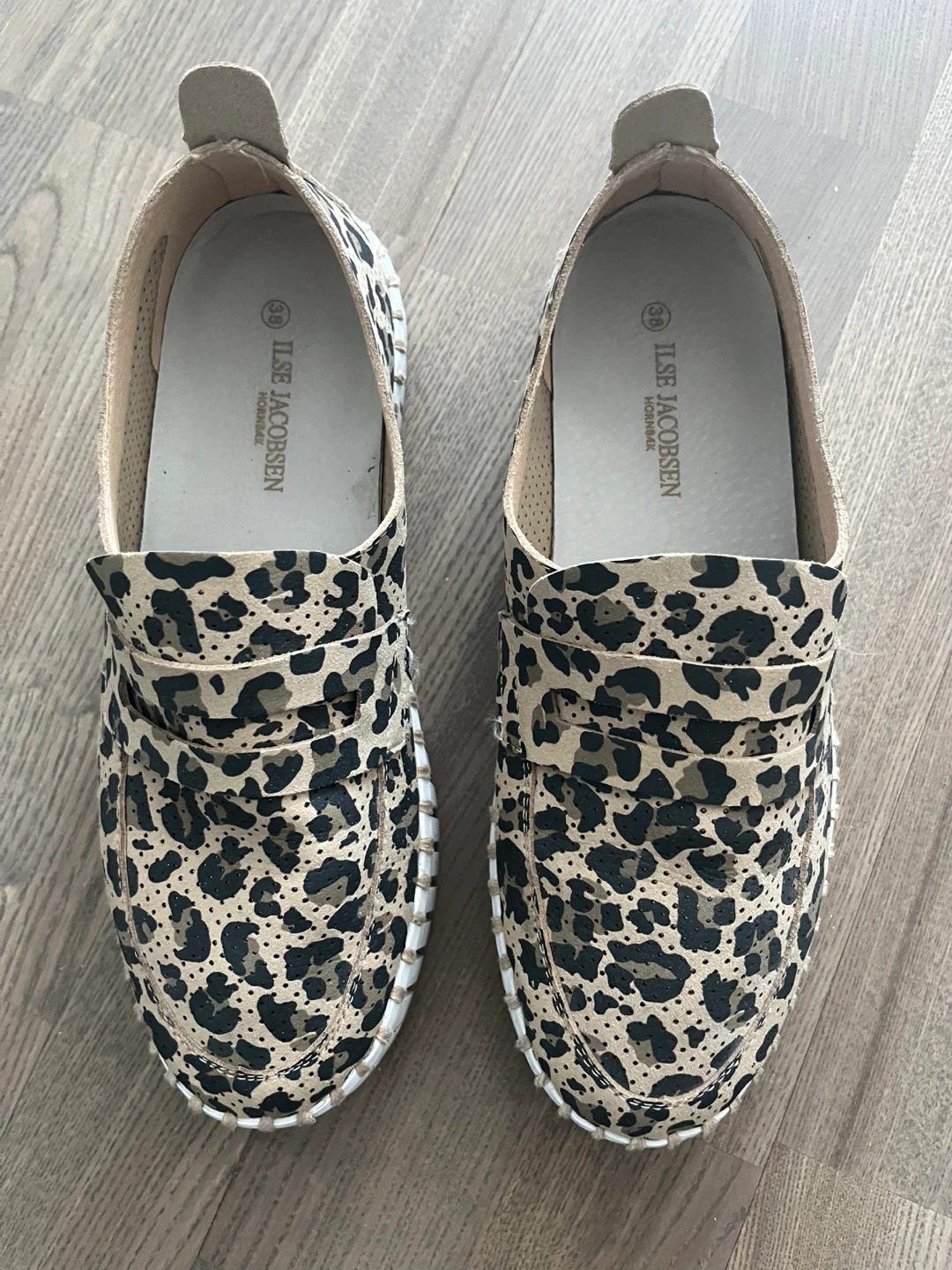 Ilse Jacobsen Hornbæk Leopard Print Slip-On Shoes Size 38