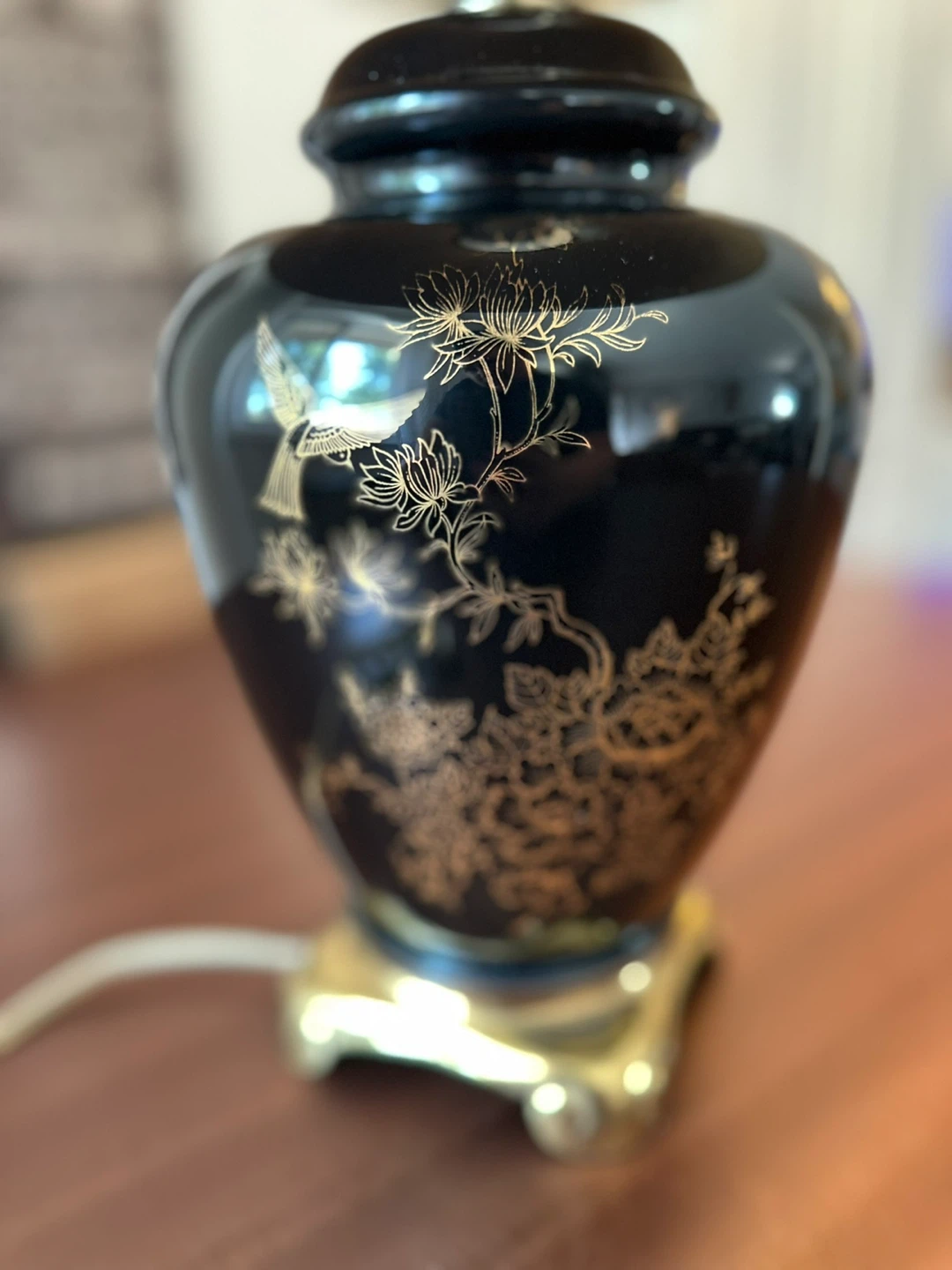 Vintage Black Ceramic Lamp with Gold Floral Design - photo 4