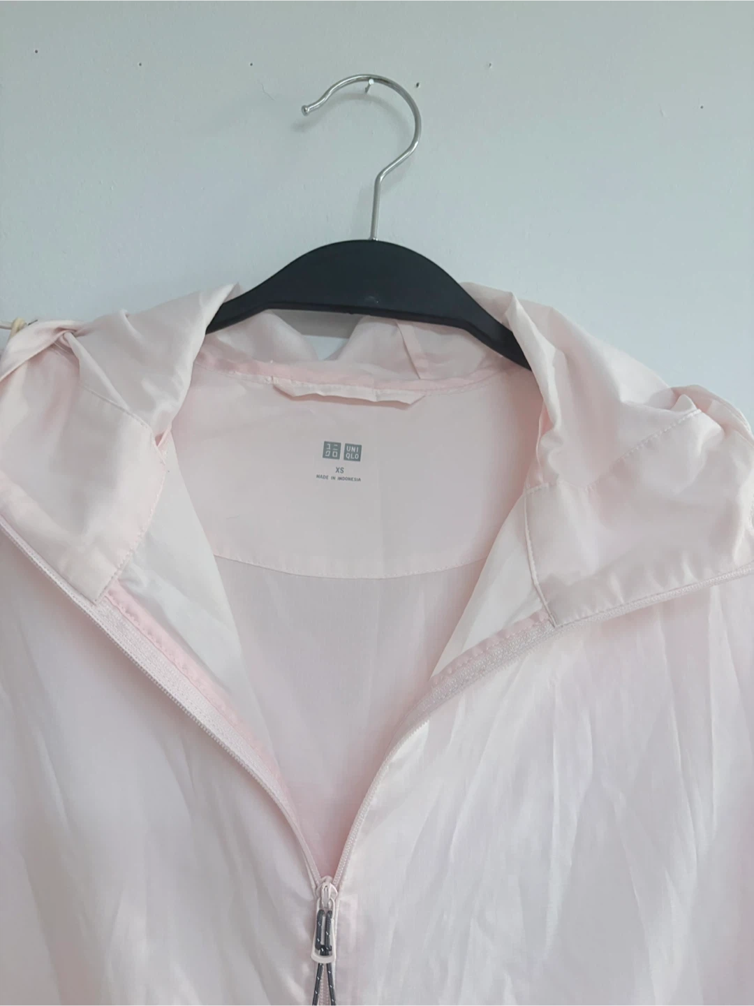 UNIQLO Hooded Lightweight Jacket - Size XS 🏆 - photo 2