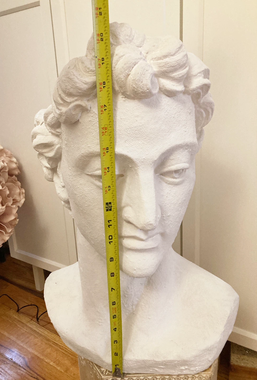 White Bust Statue - photo 2