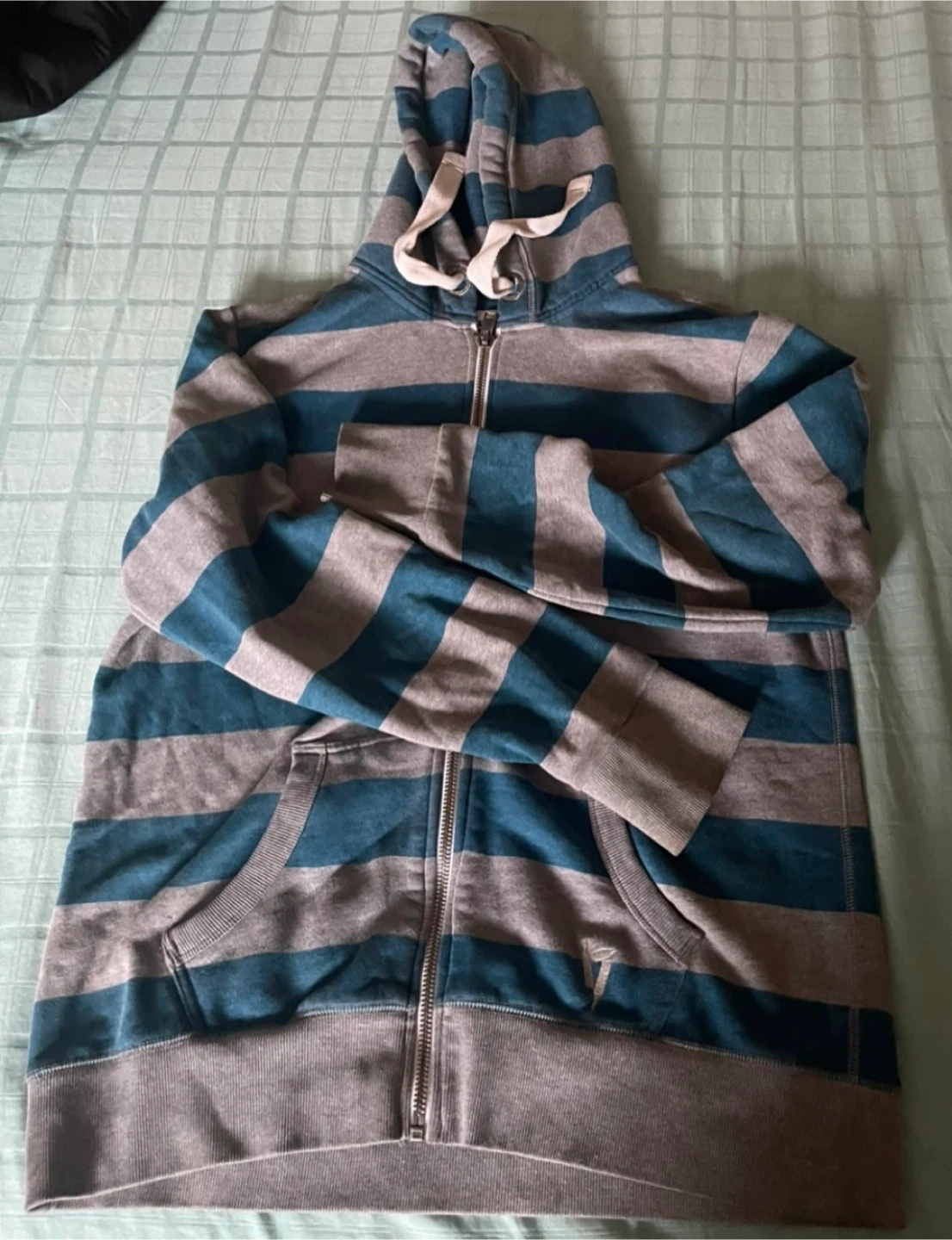🏆 men  Striped Zip-Up Hoodie