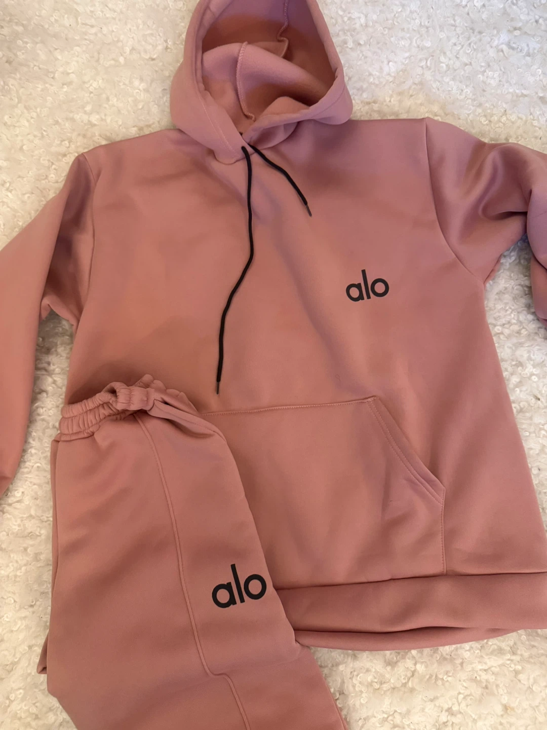 Alo Yoga Pink Hoodie and Sweatpants Set - photo 4