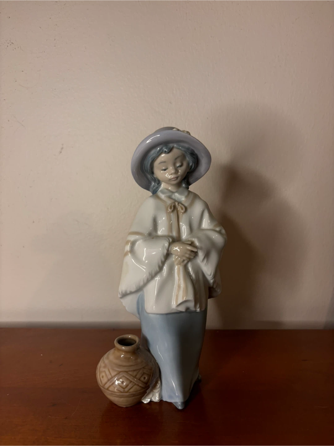 Lladró Porcelain Figurine – Hand Made in Spain (1985)