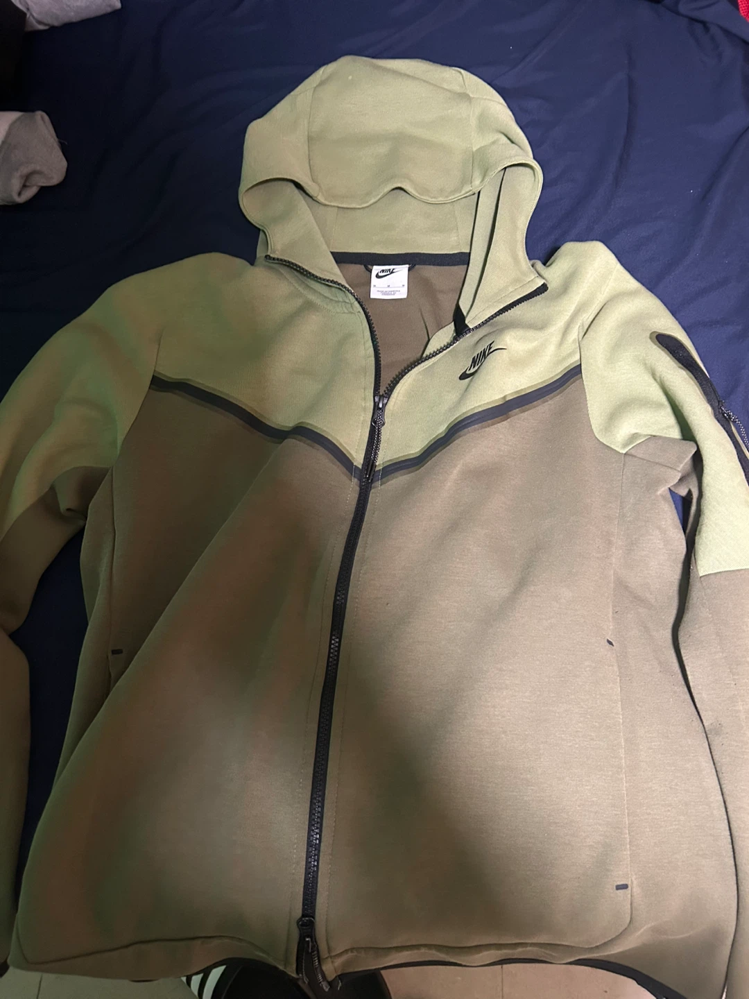Nike Tech Fleece Full Zip Hoodie Jacket Khaki Green Size Medium