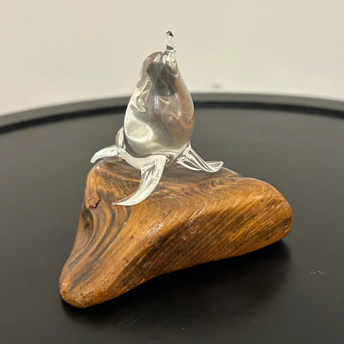 Vintage Hand-Blown Art Glass Seal on Natural Wood Base 🏆 - photo 2