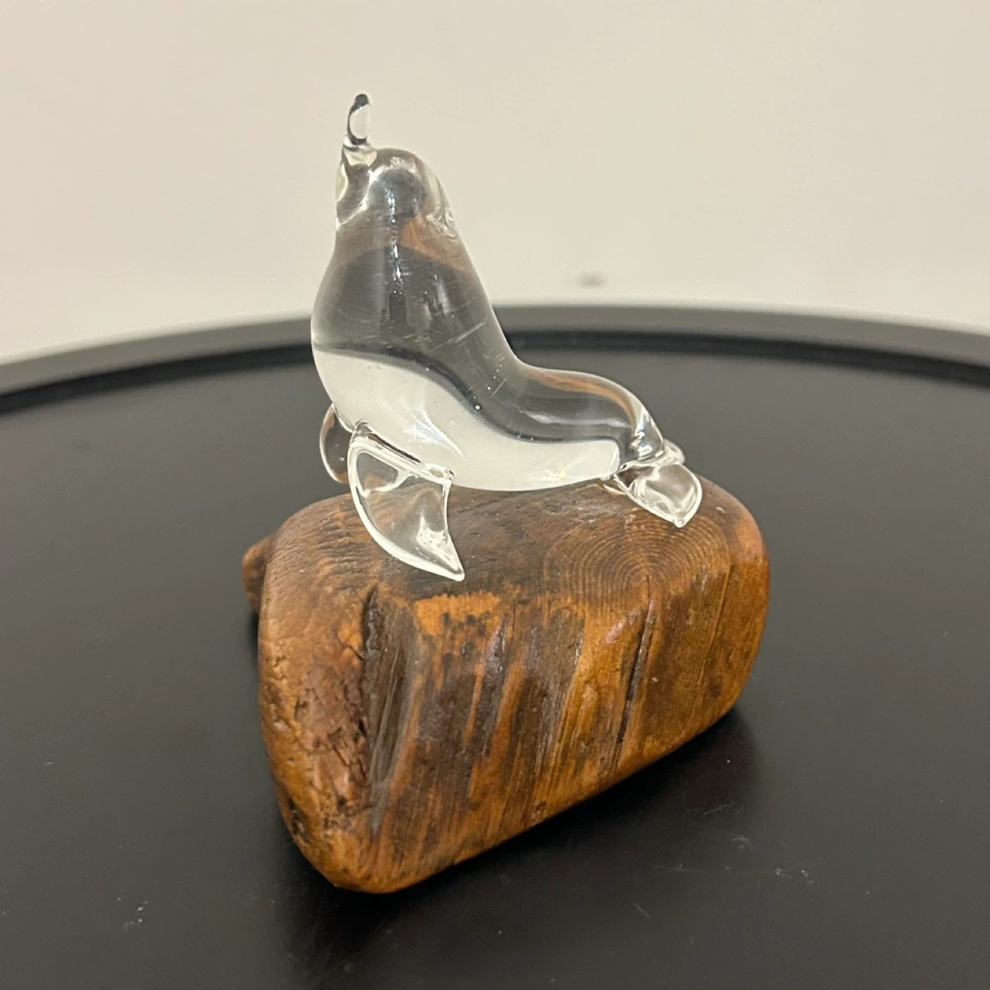Vintage Hand-Blown Art Glass Seal on Natural Wood Base 🏆 - photo 3