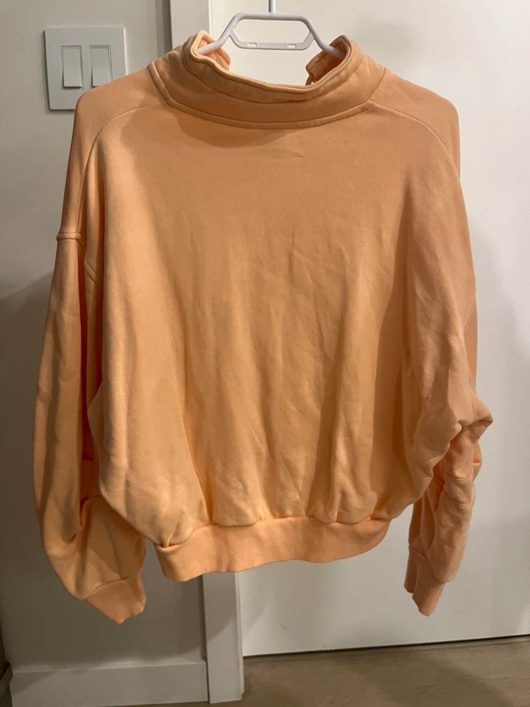 Reebok Peach Cropped Hoodie - photo 2