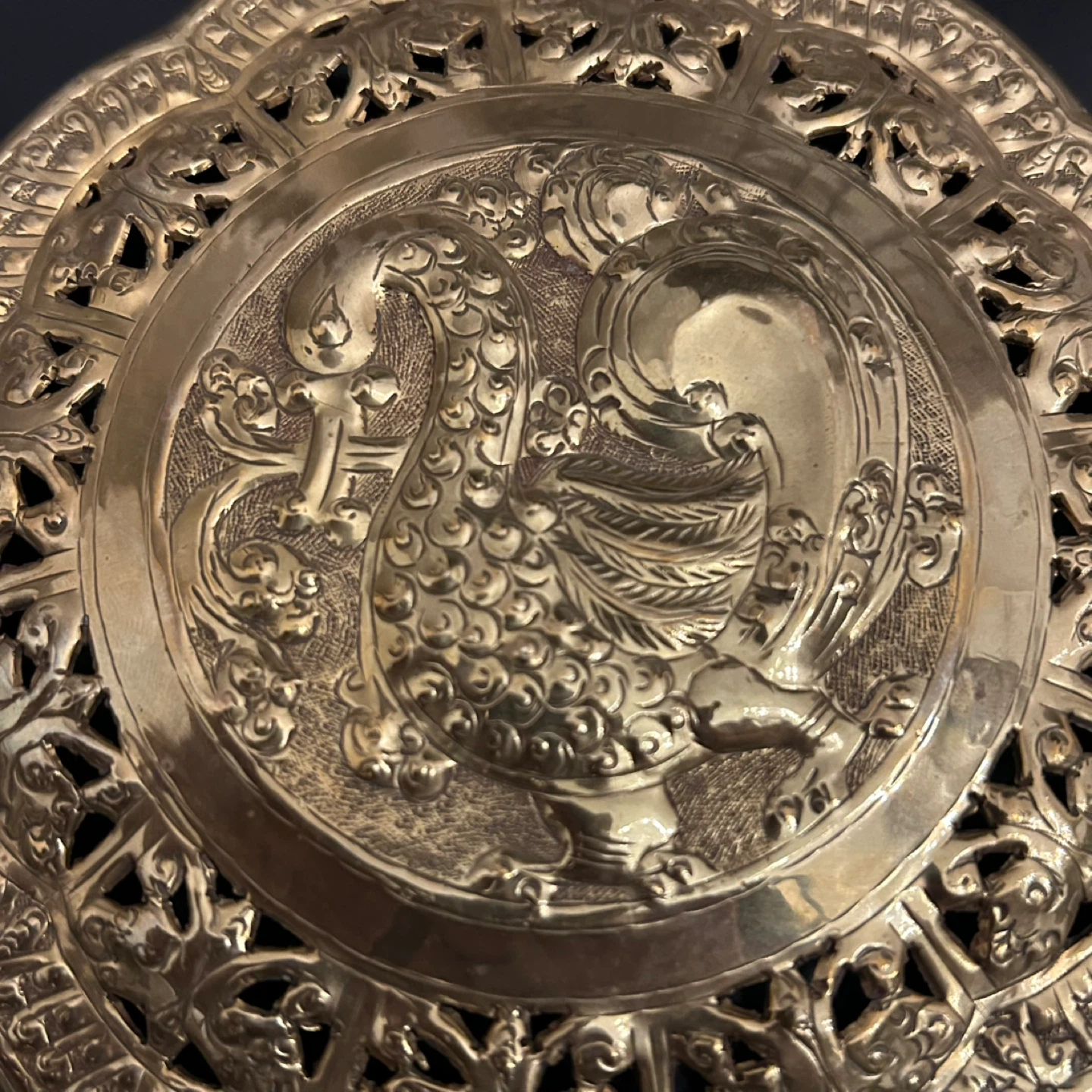 🏆 Vintage Ornate Brass Peacock Wall Plaque - photo 5