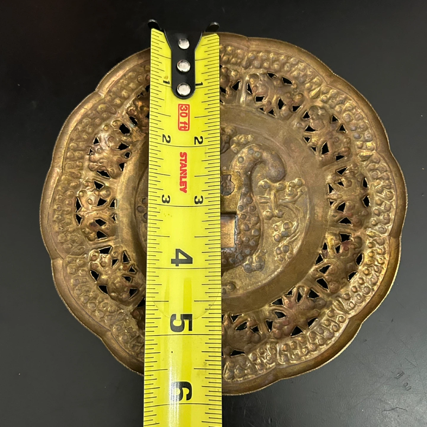 🏆 Vintage Ornate Brass Peacock Wall Plaque - photo 4