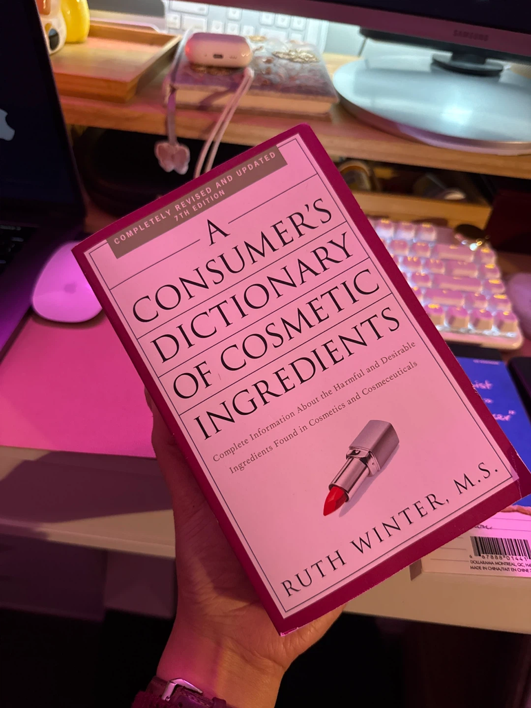 A Consumer's Dictionary of Cosmetic Ingredients Book