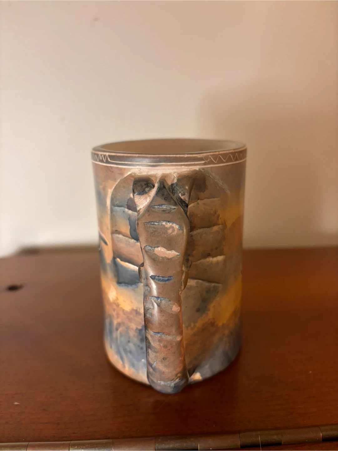 Hand-Painted Elephant Mug with Carved Handle - photo 2