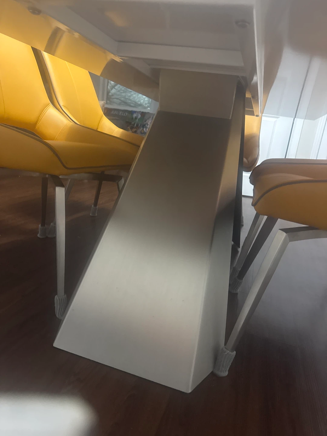 Dining Table and 6 Chairs Set - photo 5