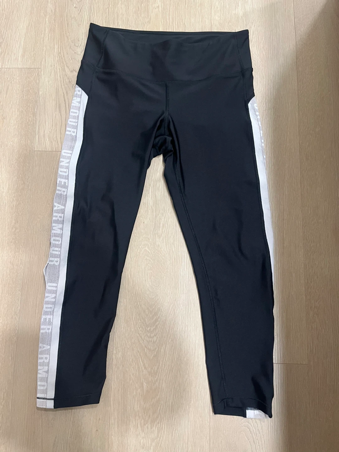 Under Armour Black Leggings with White Side Stripe - photo 2