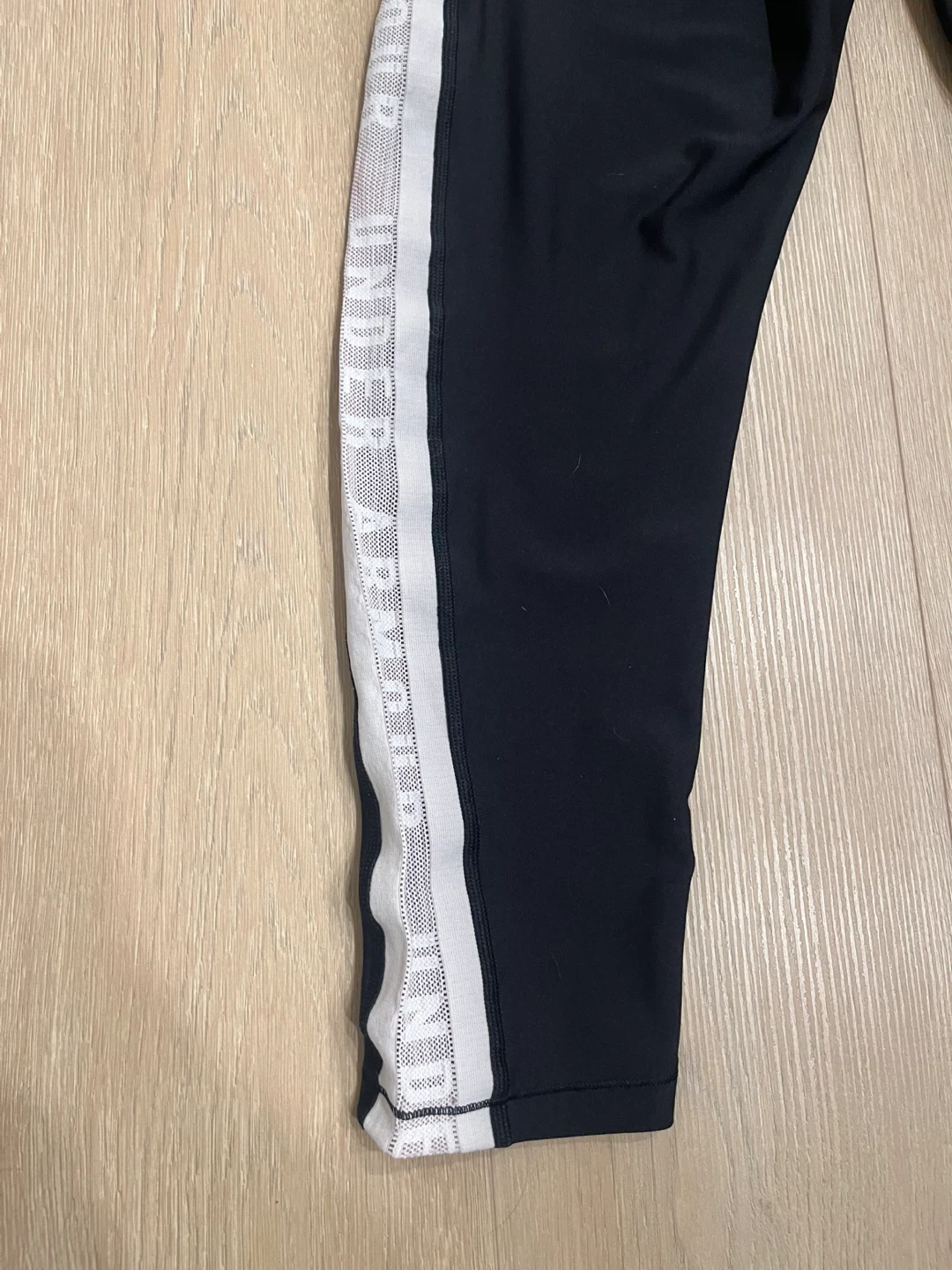 Under Armour Black Leggings with White Side Stripe - photo 3