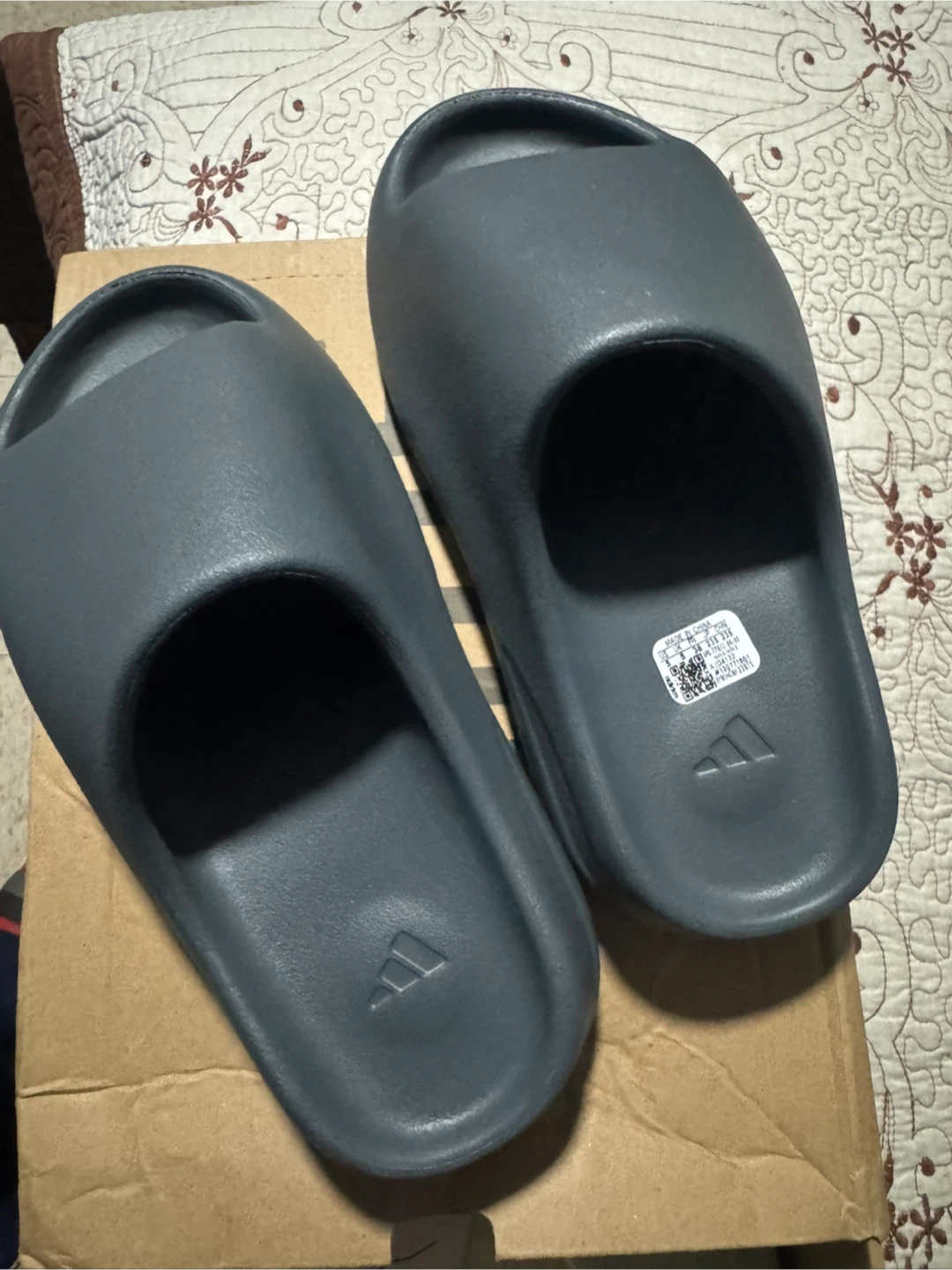 Adidas Yeezy Slide Granite Size 5