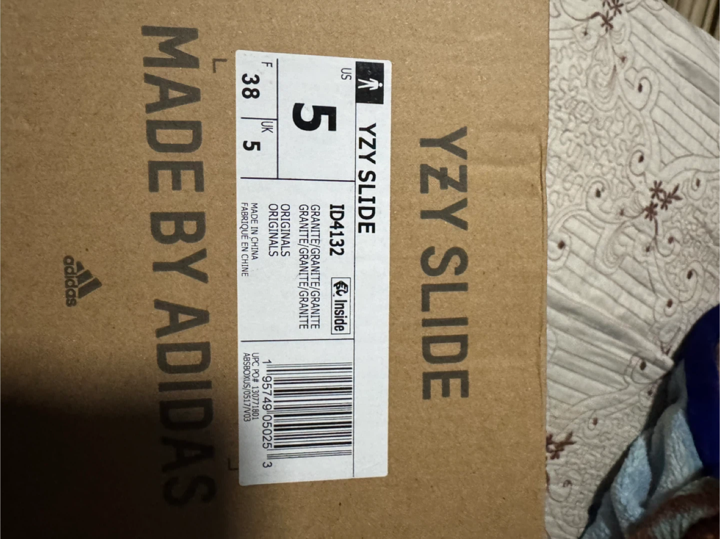 Adidas Yeezy Slide Granite Size 5 - photo 3