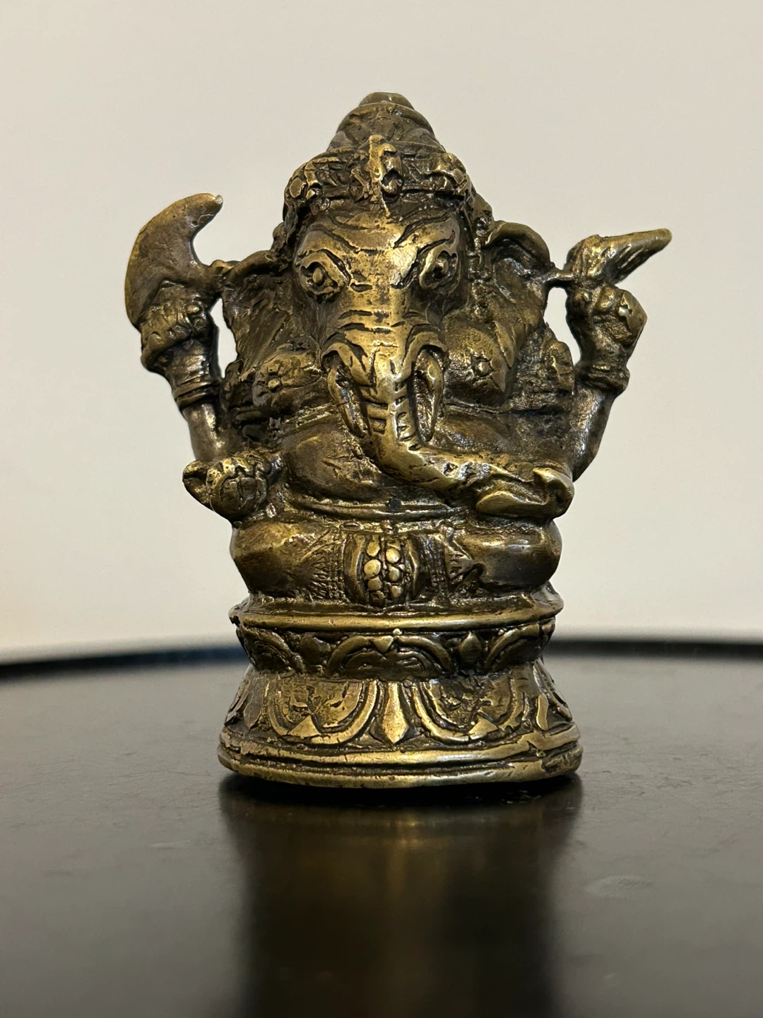Vintage Brass Ganesha – Hand-Cast Hindu Deity (Mid-Century)🏆