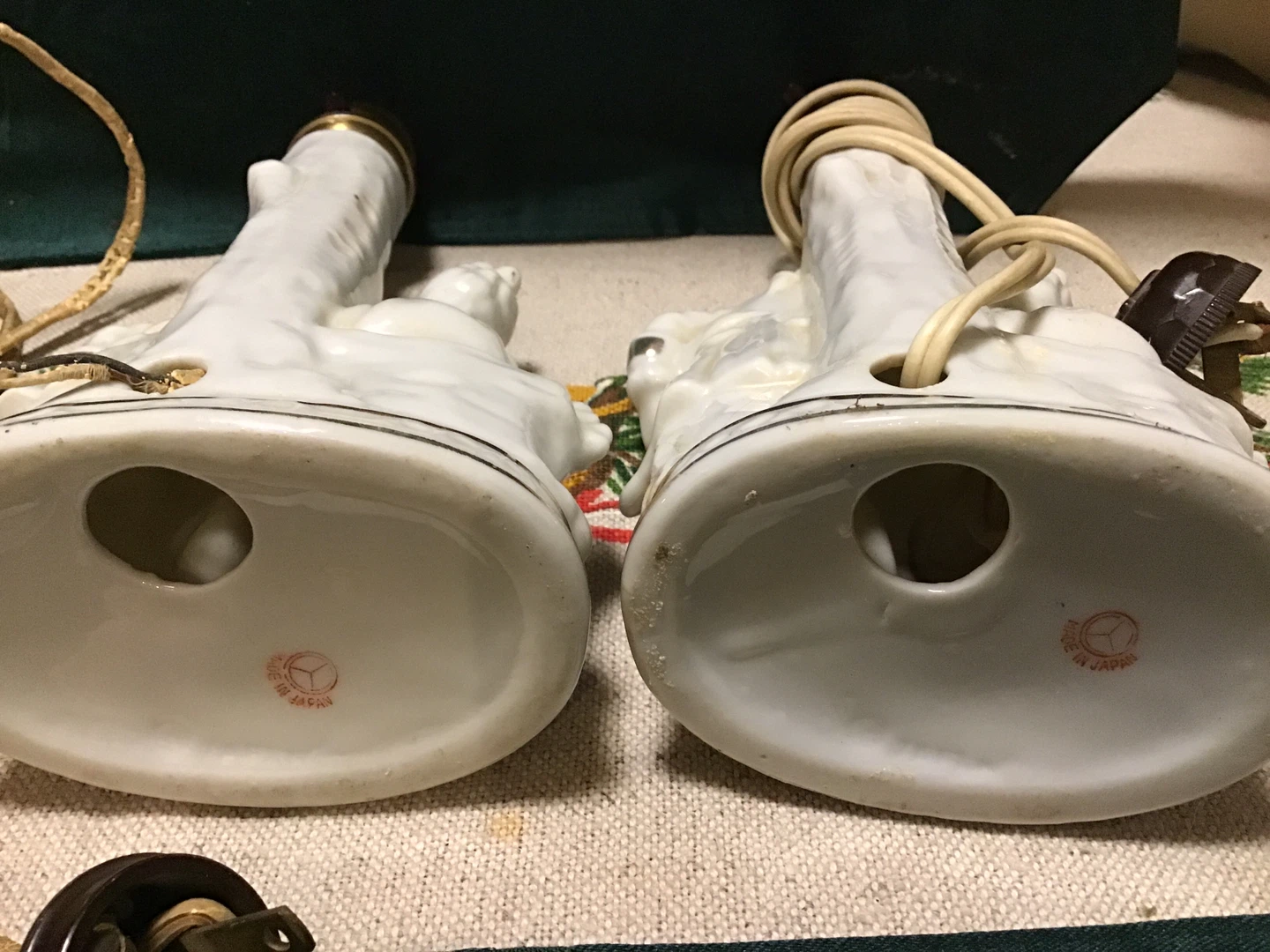 A vintage porcelain lady and man lamp base - photo 3