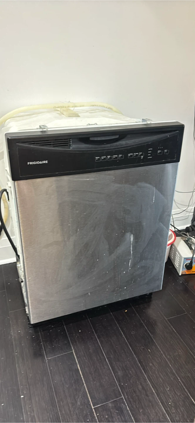 Frigidaire Stainless Steel Dishwasher 24 in 🏆