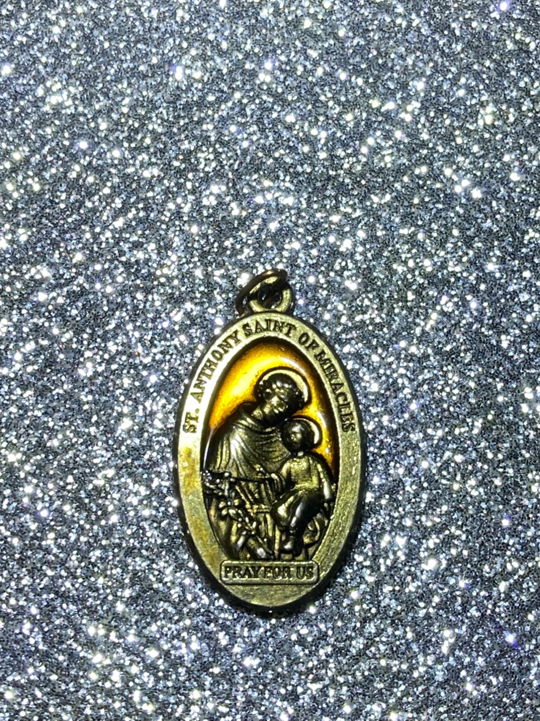 St. Anthony of Miracles Oval Medal - photo 2
