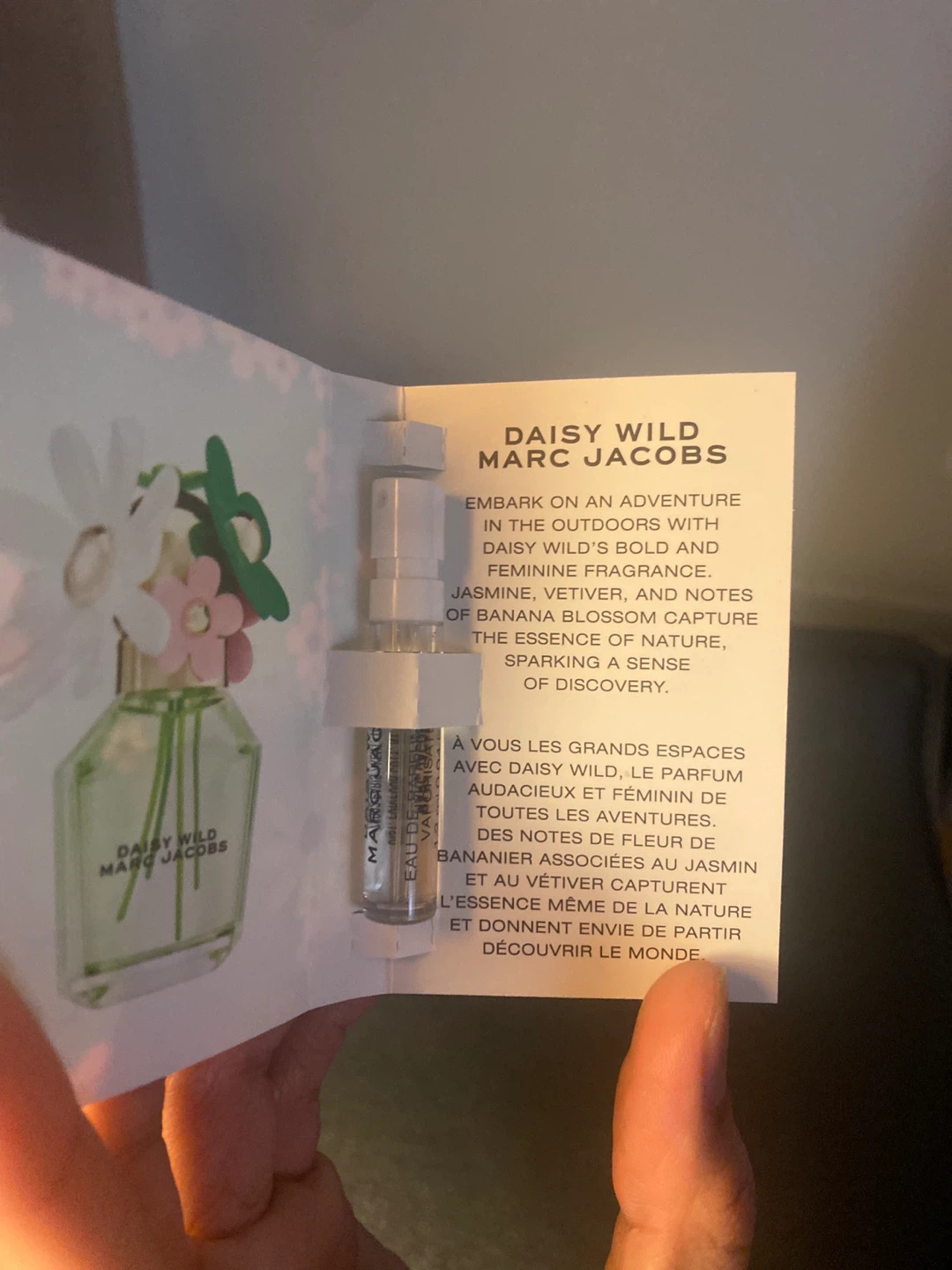 Marc Jacobs Daisy Wild Eau de Parfum Spray Sample 🏆 - photo 3