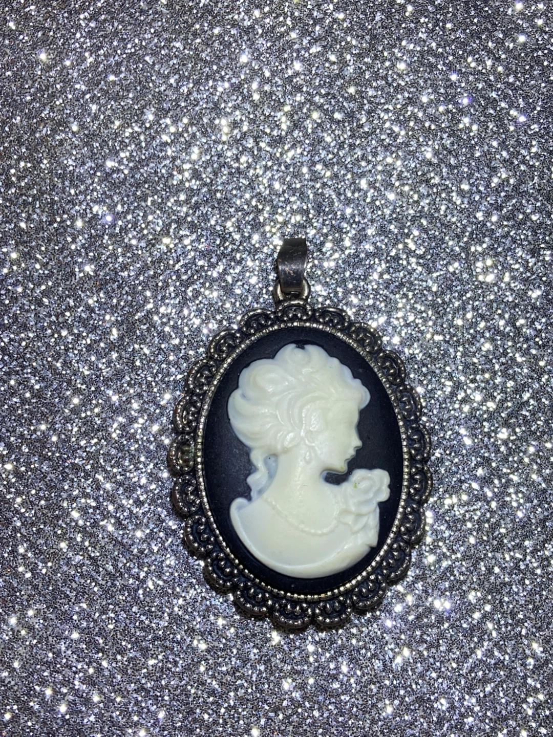 Victorian Cameo Pendant - photo 3